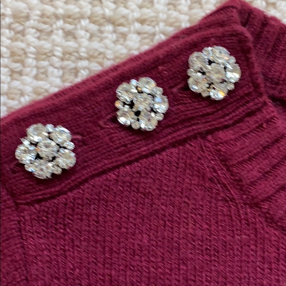 Crewneck sweater with shoulder buttons, size XS. - Picture 4 of 6